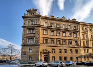 Riverside Apartment in Prag