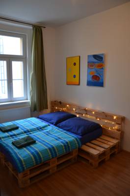 Comfortable Apartment Vlkova in Prag