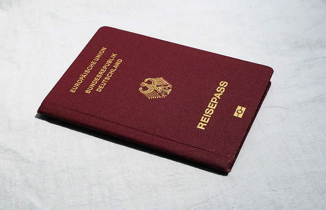 Reisepass Oder Personalausweis Fur Tschechien Alles Zur Einreise Nach Tschechien